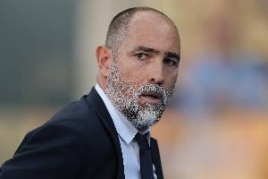 记者：尤文正审视图多尔的帅位，正评估临时主帅带队的可能性