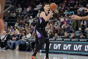 凯斯勒赛季报销！解说：怕啥来啥 刚打出点名堂结果伤病找上门了